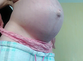 Amateur Hottie Solo Masturbation
