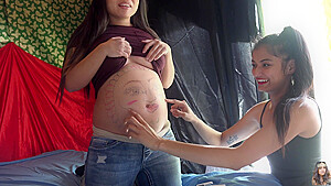 Drawing On My Pregnant Belly 4k