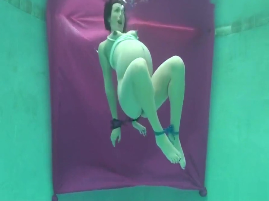 Pregnant Underwater Bondage